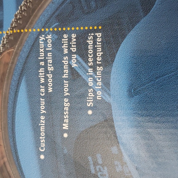 Burlwood Massage Grip Steering Wheel Cover - Picture 3 of 8